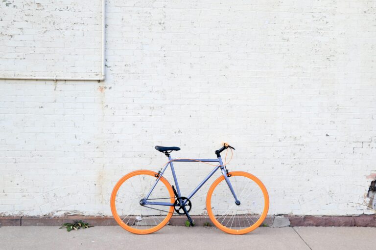 HOME Tomorrow's Bike fietsenwinkel Merksem - professioneel onderhoud en service voor uw fiets